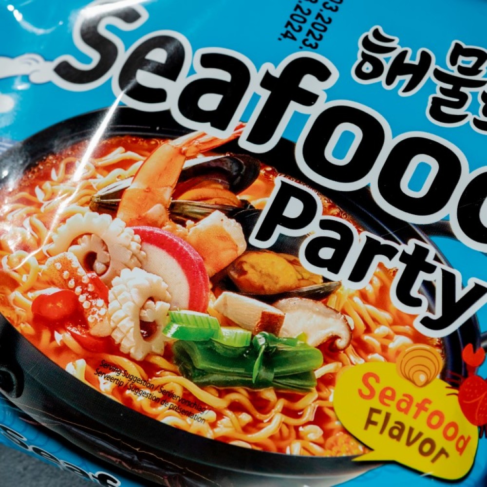 Локшина шв.пр. Seafood смак морепродуктів ТМ"Sam Yang" 0,125г