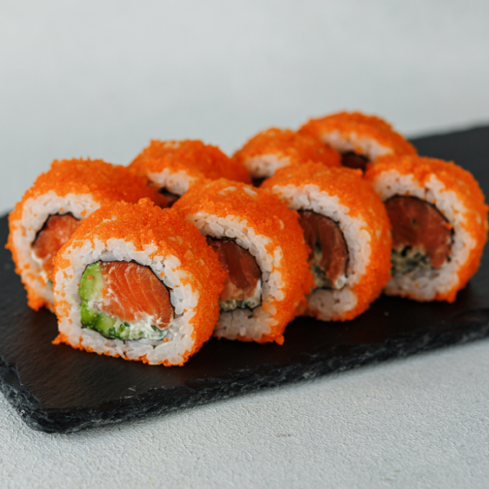 Рол Каліфорнія з лососем